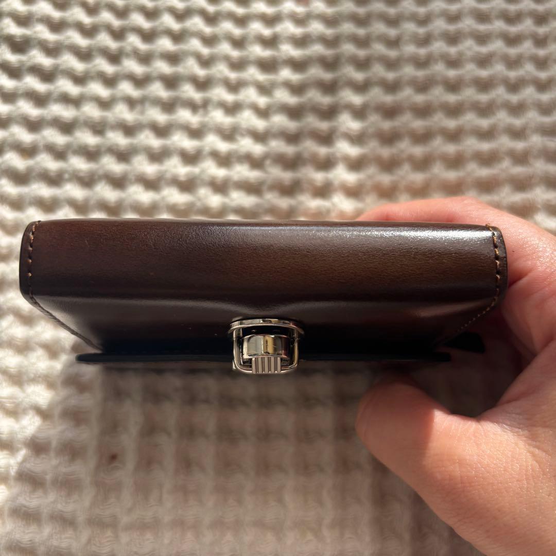 m*.様 TOUT Y ESTトゥティエ コンパクトウォレット 折り財布