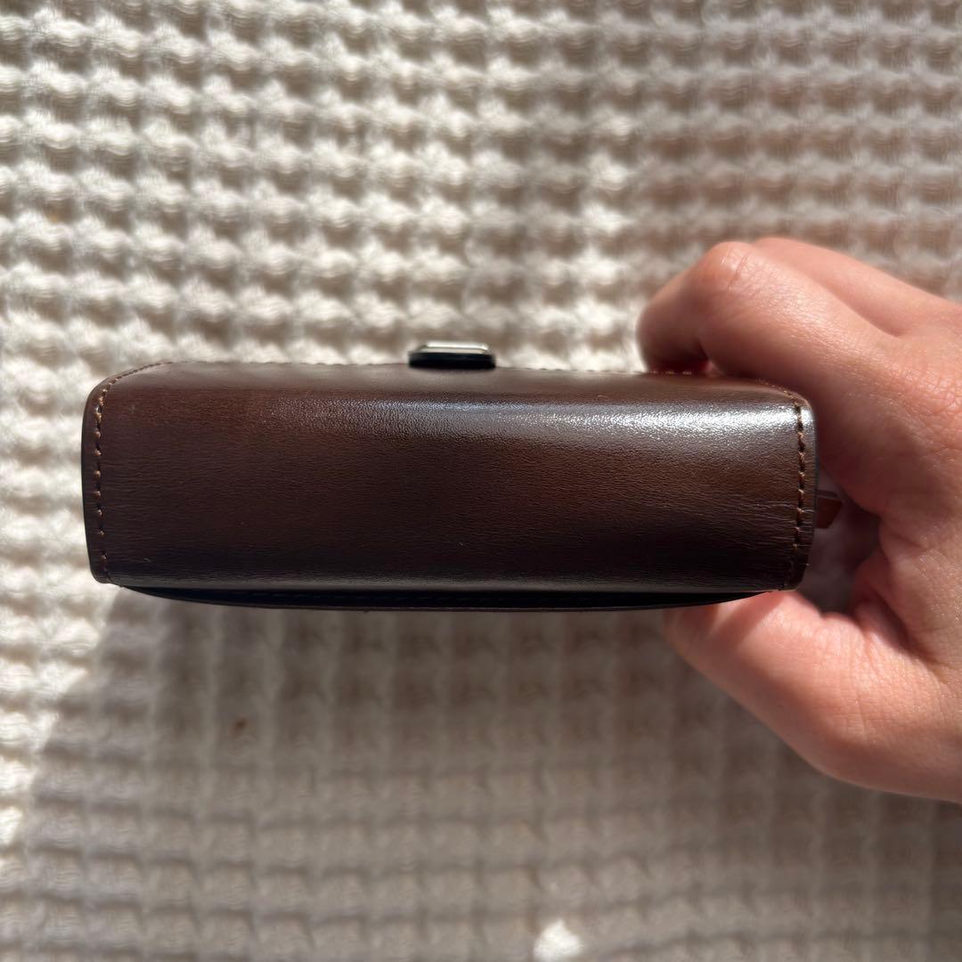 m*.様 TOUT Y ESTトゥティエ コンパクトウォレット 折り財布