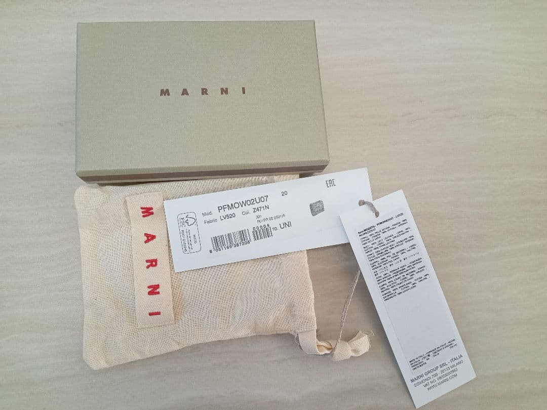 新品未使用　MARNI　コンパクトウォレット