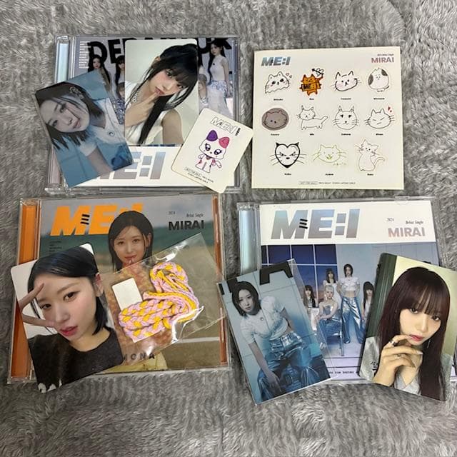 【まとめ売り】ME:I 夢へのはじまり・CD・ME:ICONICグッズ他