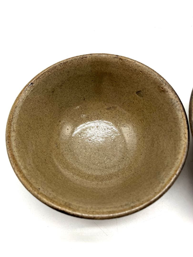 小橋川清正 琉球壺屋焼 やちむん 赤絵魚紋 茶碗 マカイ 2個