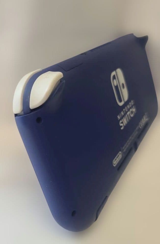 Nintendo Switch Lite ブルー 【動作確認済・初期化済】