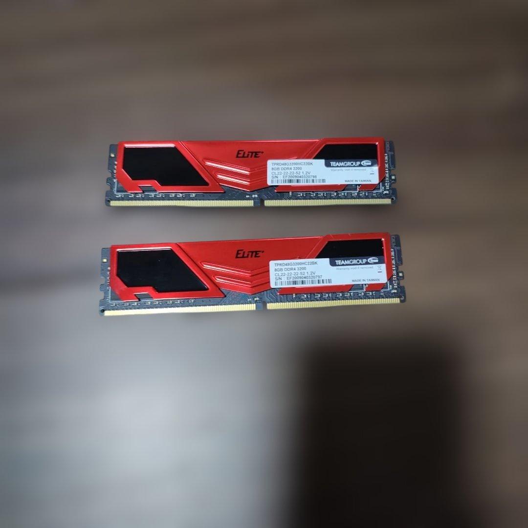 【週末大特価】TEAM　DDR4 3200MHz 8GB メモリー２枚セット