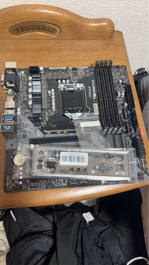 マザーボード Asrock z390m pro4