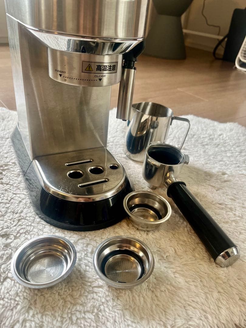 DeLonghi エスプレッソ・カプチーノメーカー EC680M