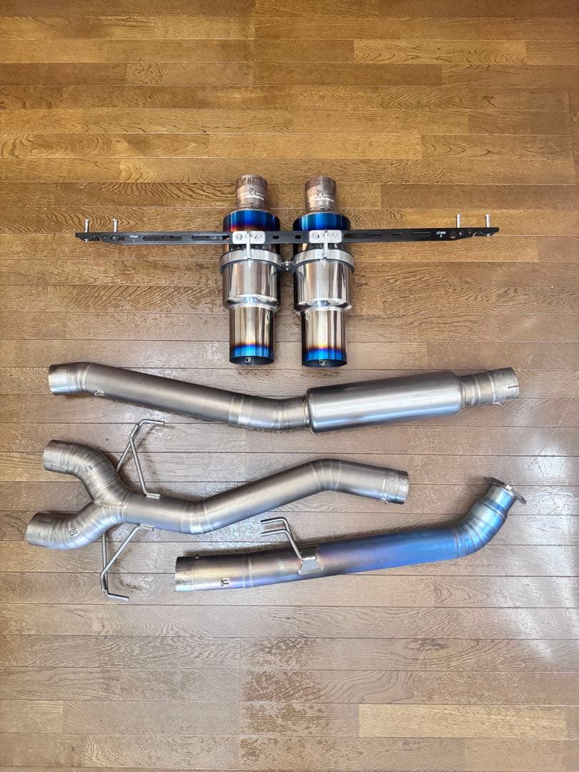 R.S.E TypeD civic TypeR FK8 フルチタンマフラー