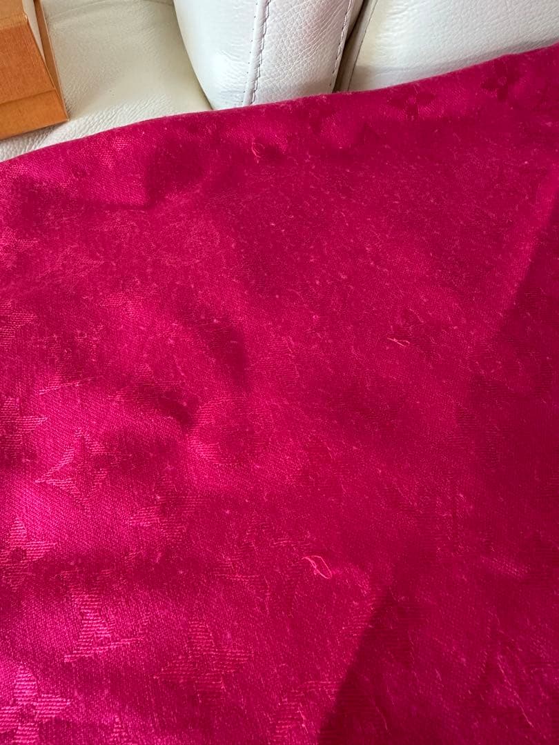Louis Vuitton 大判ストール ピンク