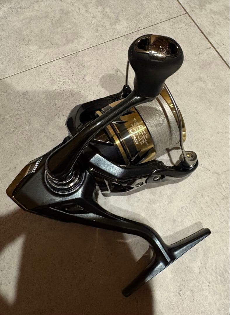 SHIMANO ULTREGRA 2500SHG スピニングリール