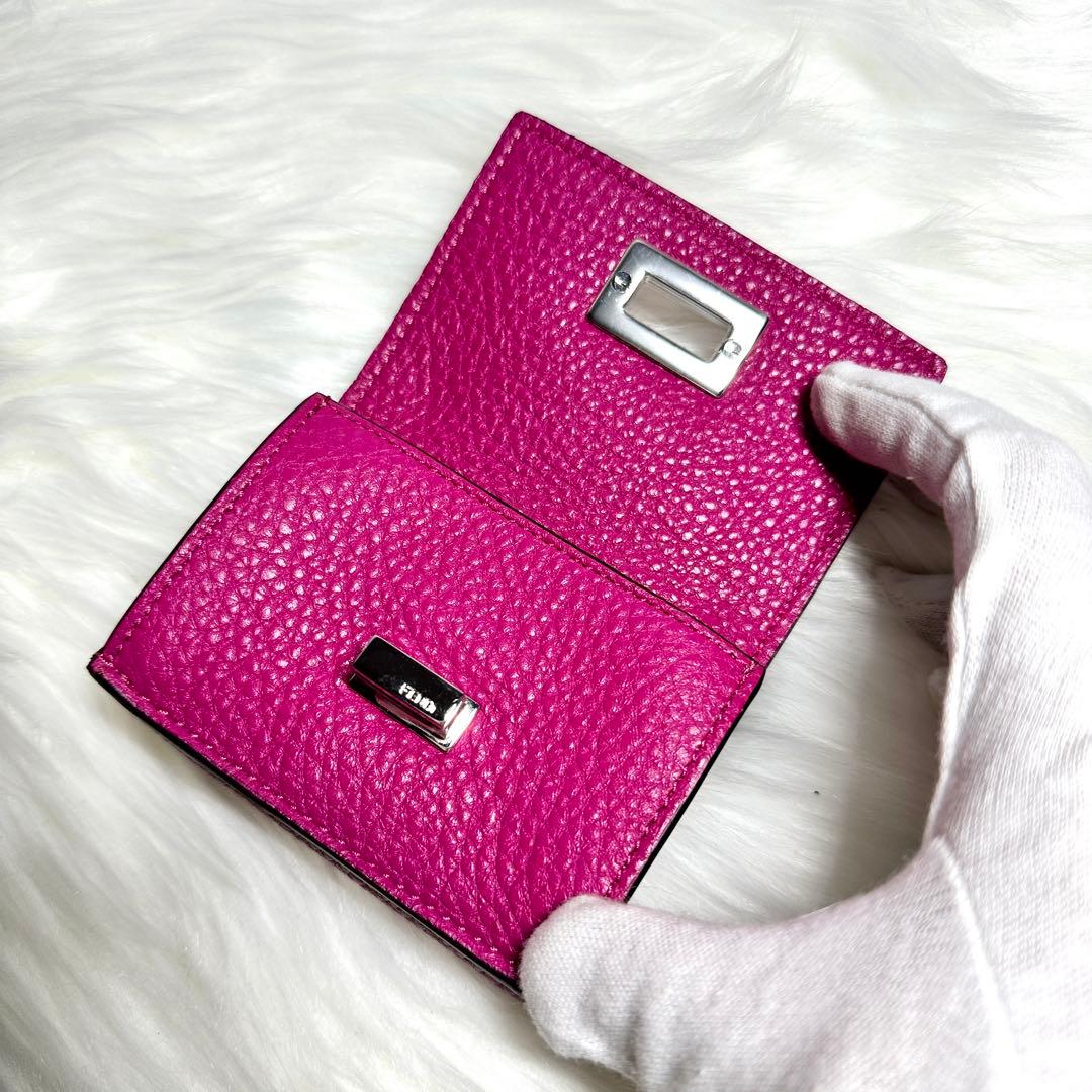 新品 FENDI セレリア ピーカブー マイクロ 三つ折り 財布 ピンク 箱付