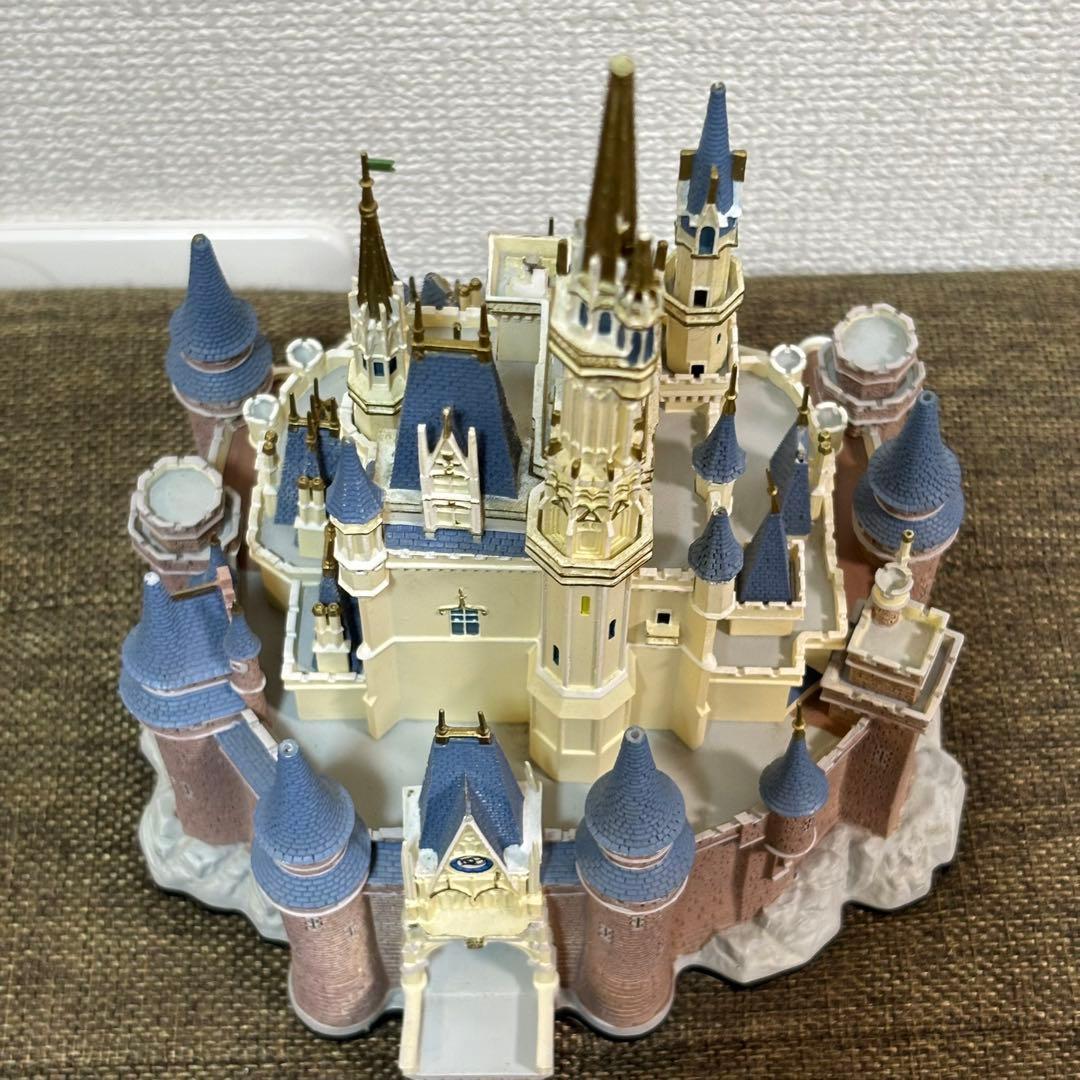 【超激レア!】海洋堂 シンデレラ城 ディズニーリゾート 30周年 スタチュー