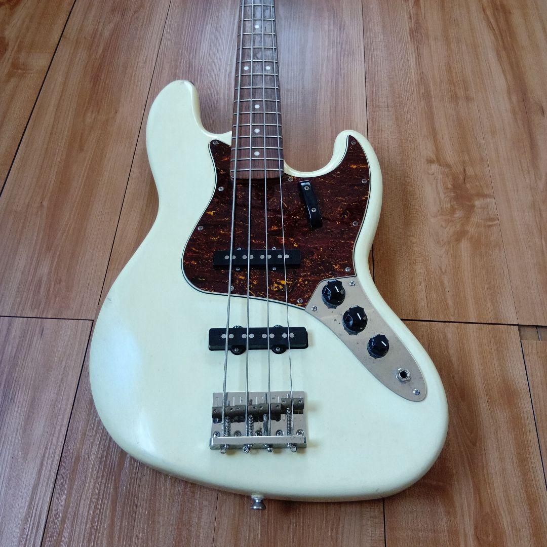 ベース squier classic vibe 60sJB relic