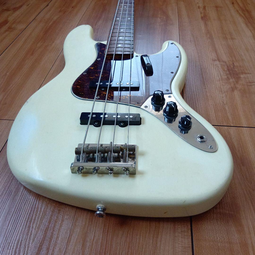 ベース squier classic vibe 60sJB relic