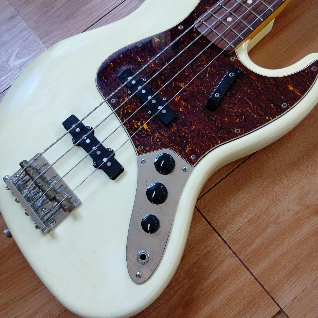 ベース squier classic vibe 60sJB relic