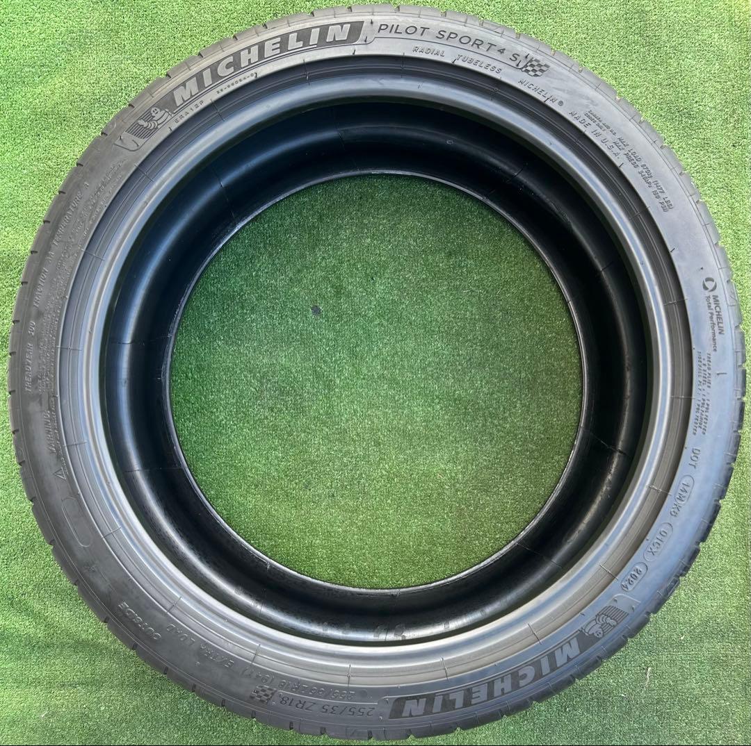 255/35 R18 MICHELIN PILOT SPORT 4 S タイヤ
