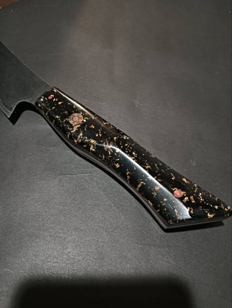 豊*岡様 黒打ち三日月ペティナイフ190mm　レジンアートリッチゴールド柄