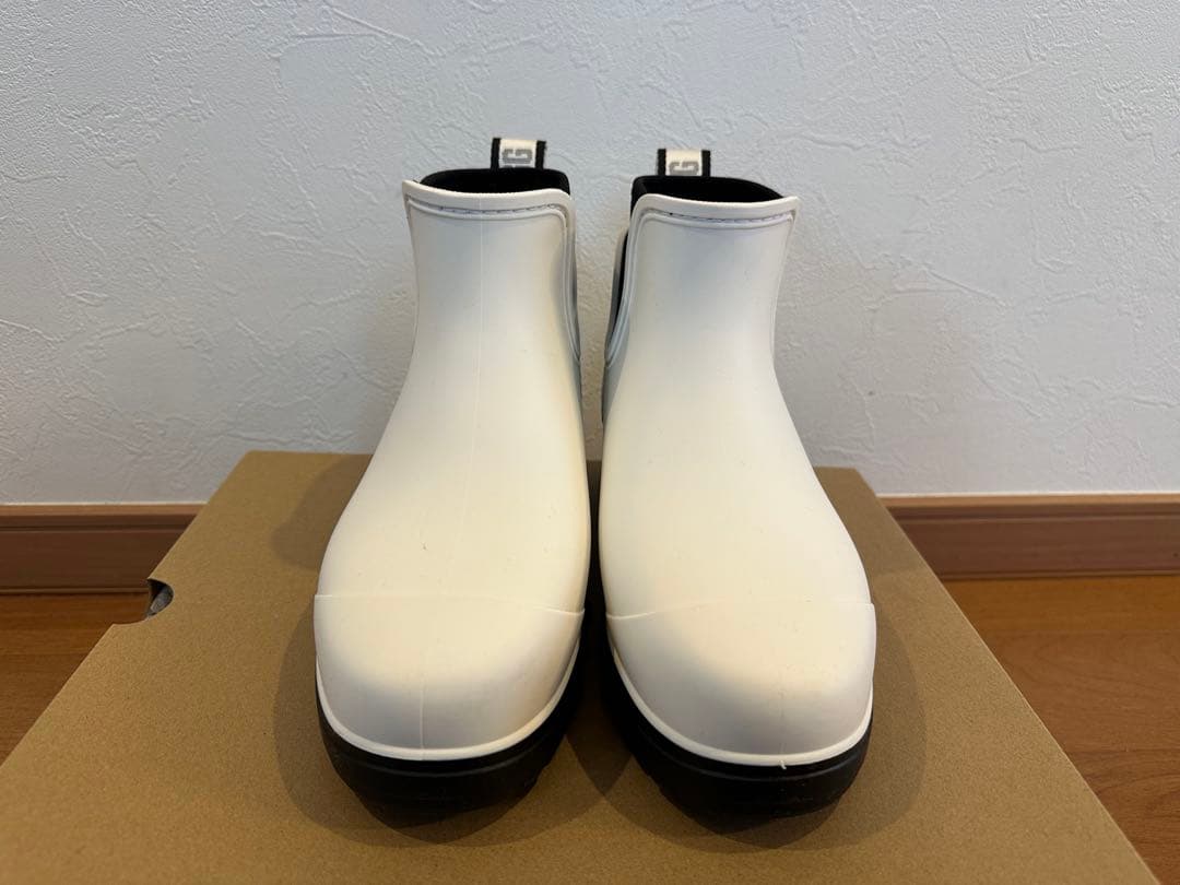 【新品未使用】UGG アグ　レインブーツ　レディース　24㎝
