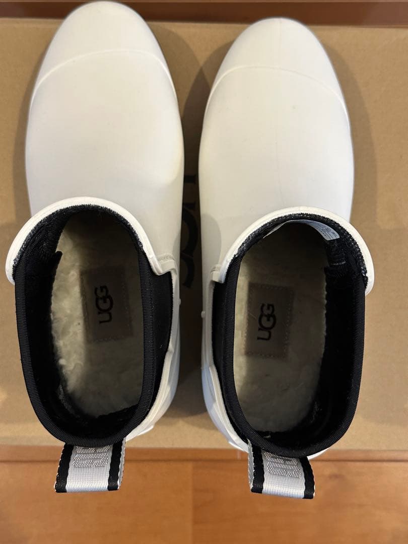 【新品未使用】UGG アグ　レインブーツ　レディース　24㎝