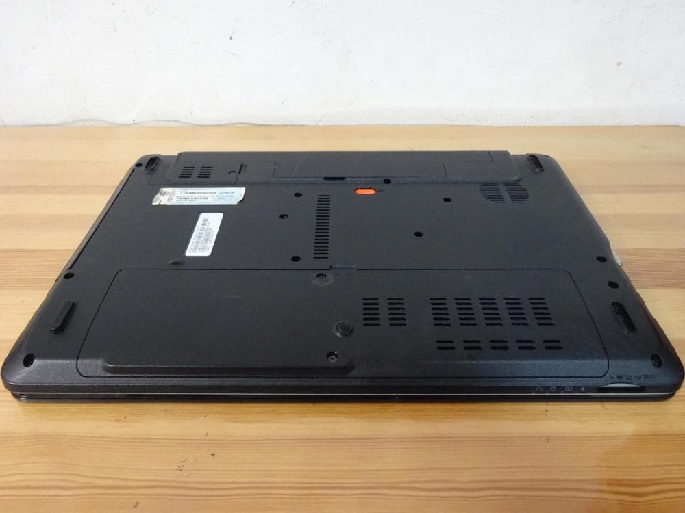 ACER ノートパソコン Aspire E1-531-H84C/A/中古特価良品
