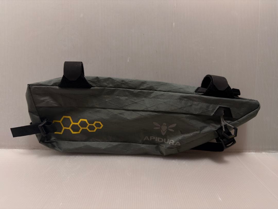 アクセサリー Apidura Frame Bag 5.5L