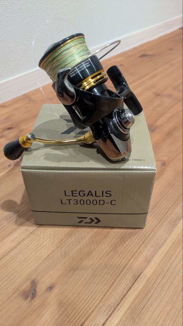 送料込み　23DAIWA LEGALIS LT3000D-C スピニングリール