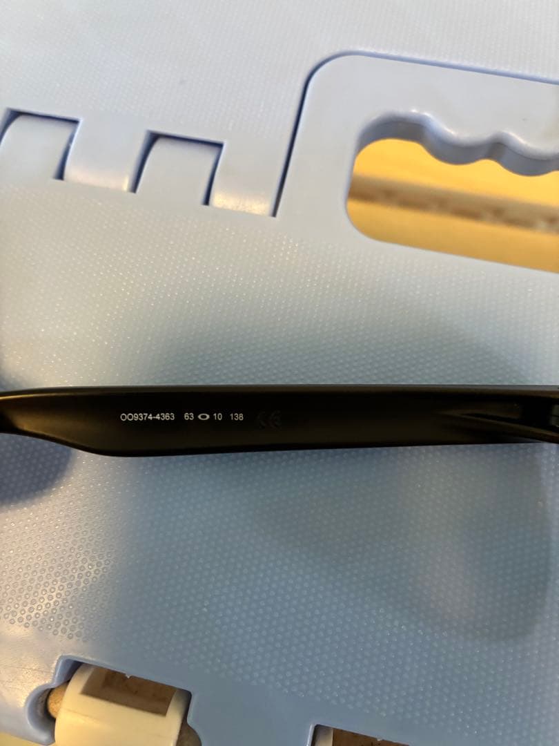 フロッグスキンライト　オークーリー　OAKLEY ブラック サングラス