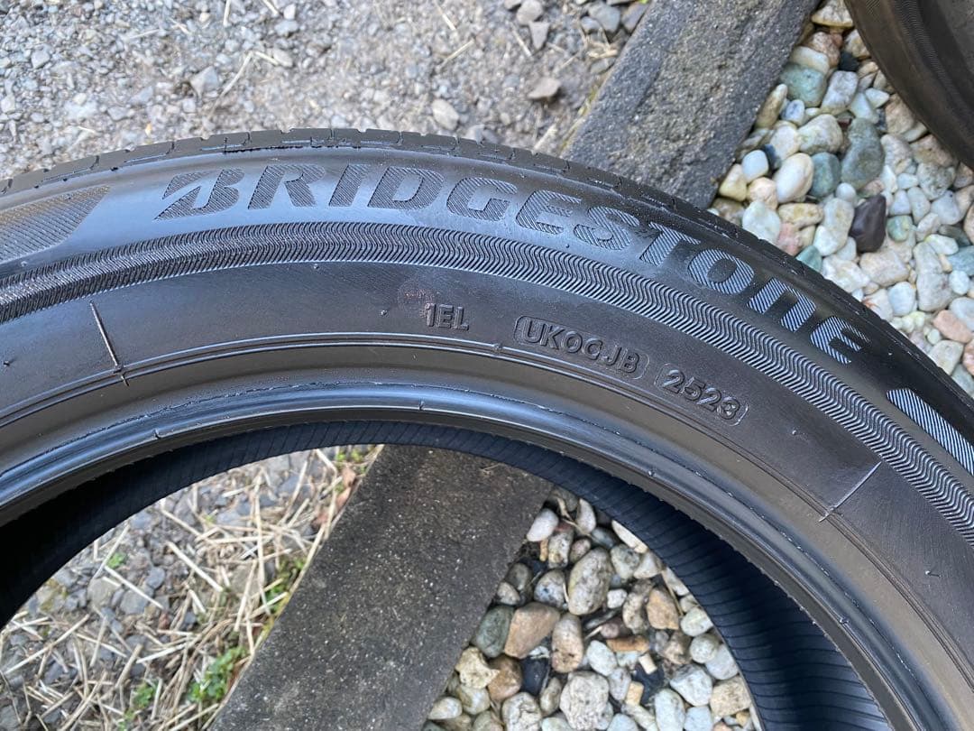 ①tmah！2023年製 ブリヂストン 195/60R17