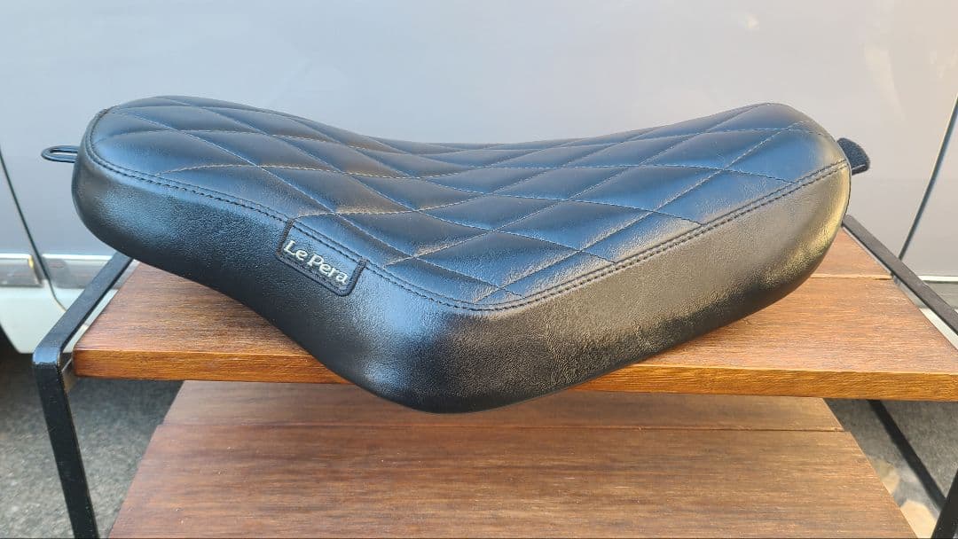 ハーレースポーツスターシート　ラペラLK-356DM