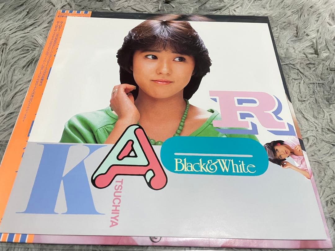 つちやかおり BLACK & WHITE LP