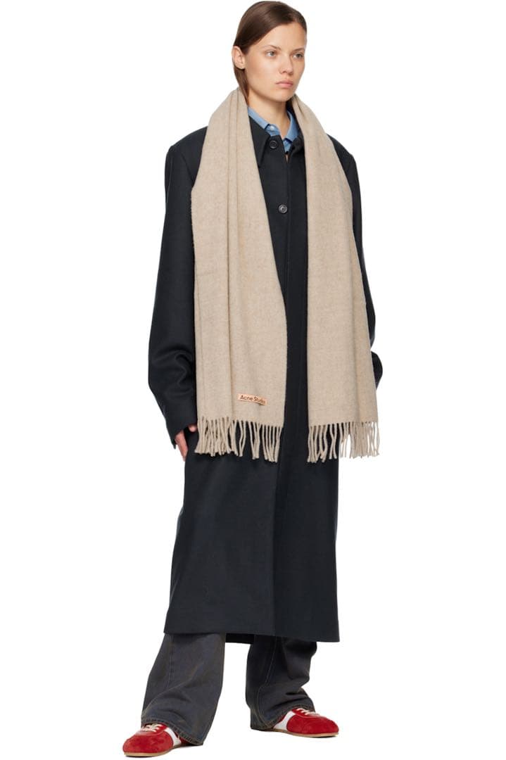 Acne Studios ベージュ マフラー
