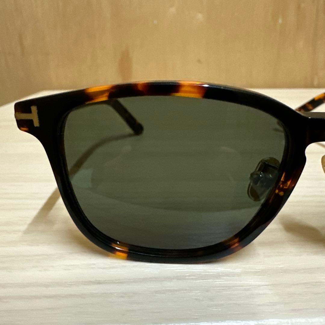 【美品】TOM FORD サングラス(FT1048) 52◽︎18 5252N