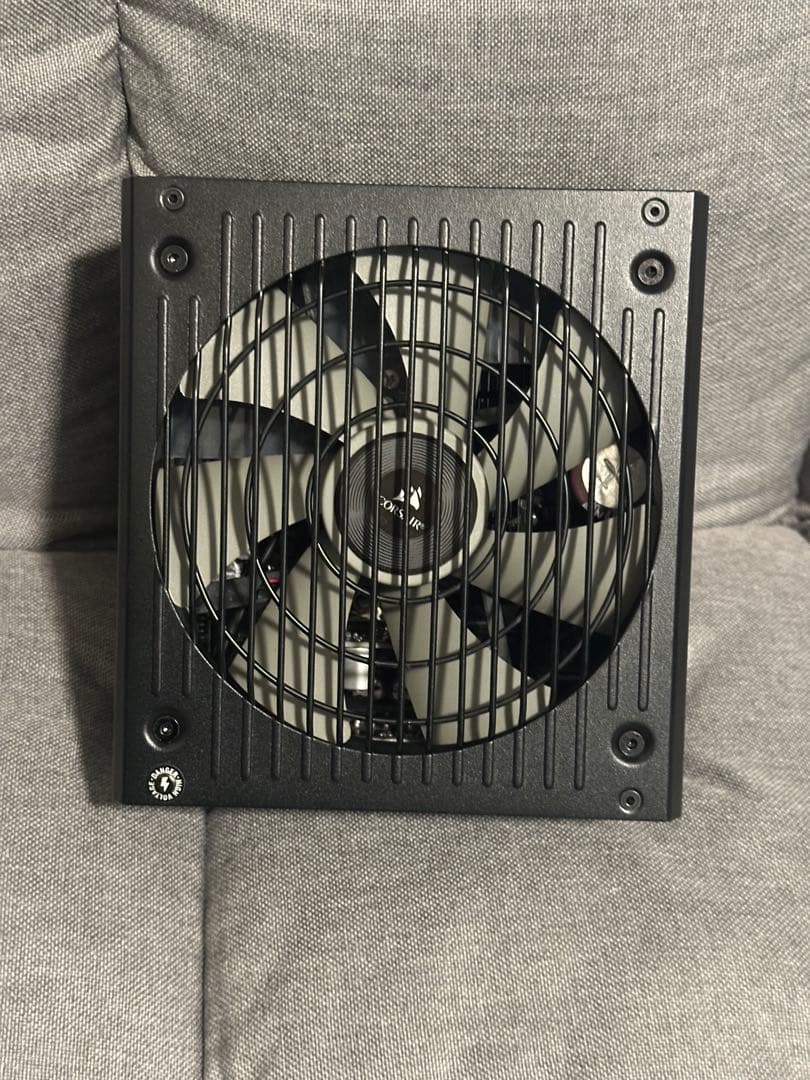 CORSAIR RM750x 750W 電源ユニット（80PLUS GOLD）