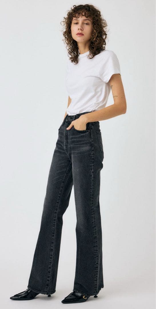 【大人気★】MOUSSY MVS BLACK FLARE 22インチ