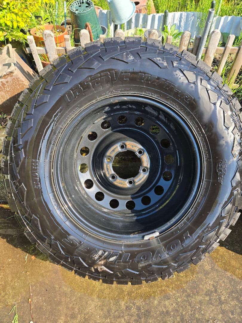 ジ*ー様 スタッドレス　トーヨー　オブザーブ　265 70 17 ホイールセット