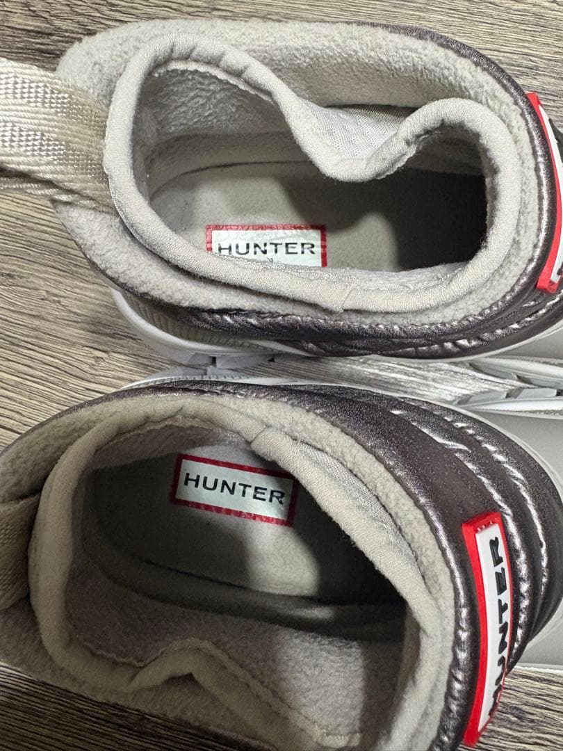 ハンターHunterスノーブーツ23センチ