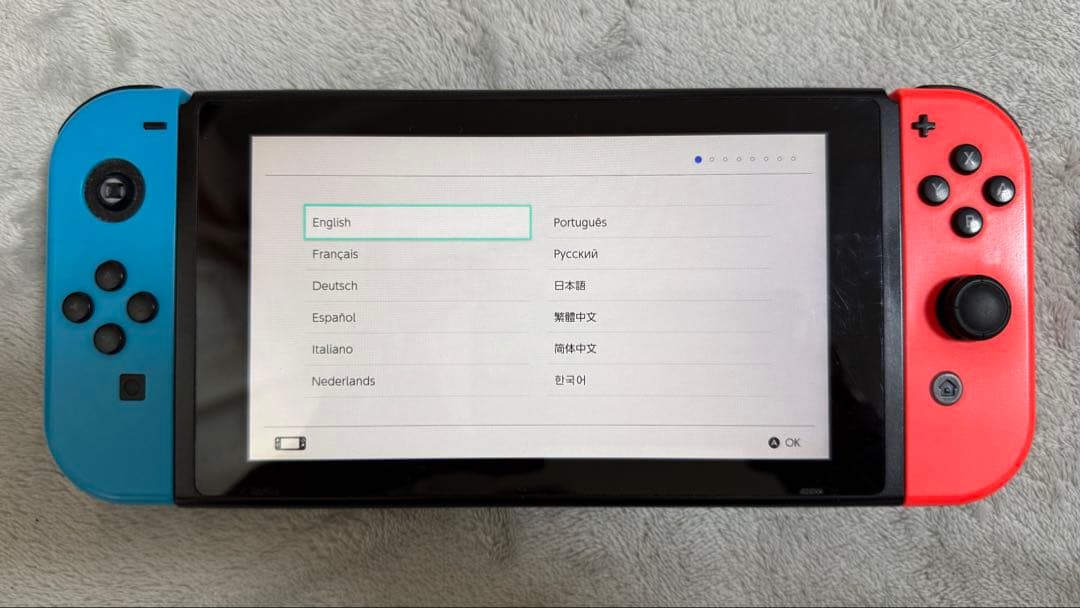 Nintendo Switch 本体（青/赤）一式　(付属品完備) 箱あり