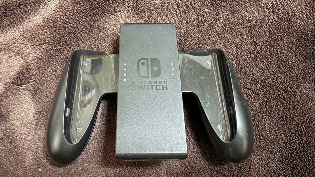 Nintendo Switch 本体（青/赤）一式　(付属品完備) 箱あり
