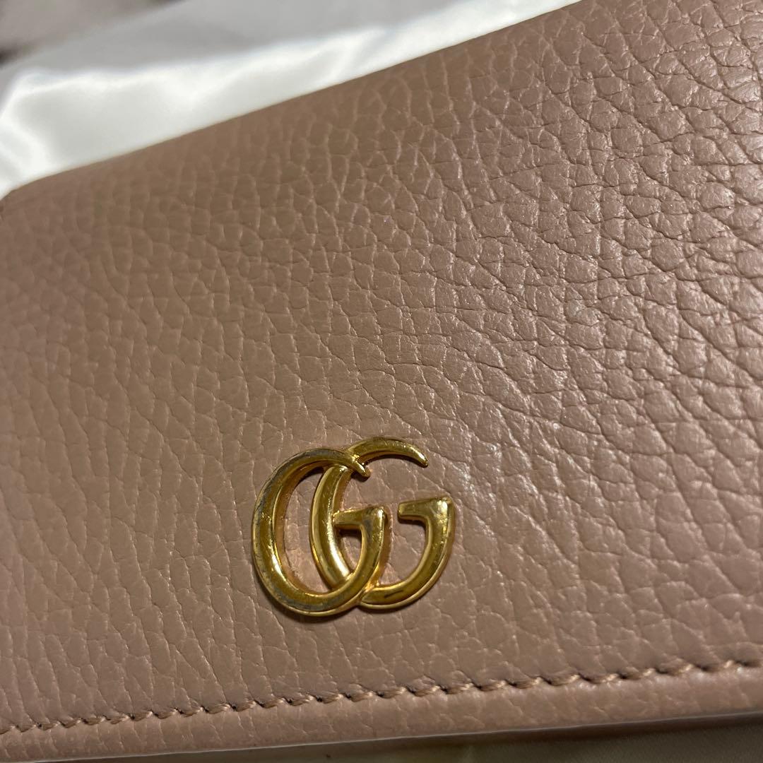 GUCCI ベージュレザー 二つ折り財布