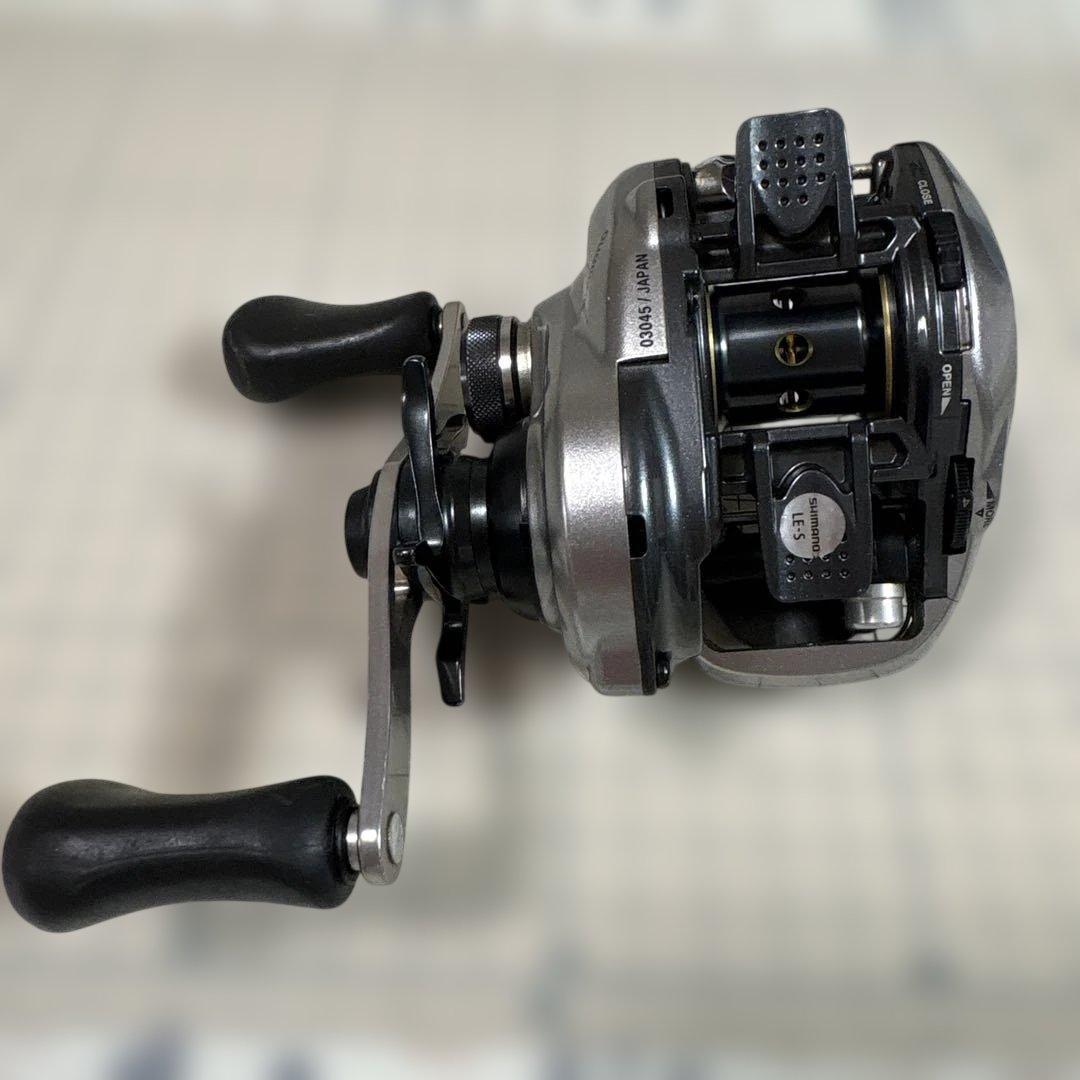 シマノ 13メタニウム ノーマルギア 左巻き