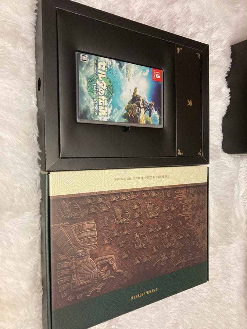【新品未開封】ゼルダの伝説 ティアキンコレクターズ エディション(ソフト付き)
