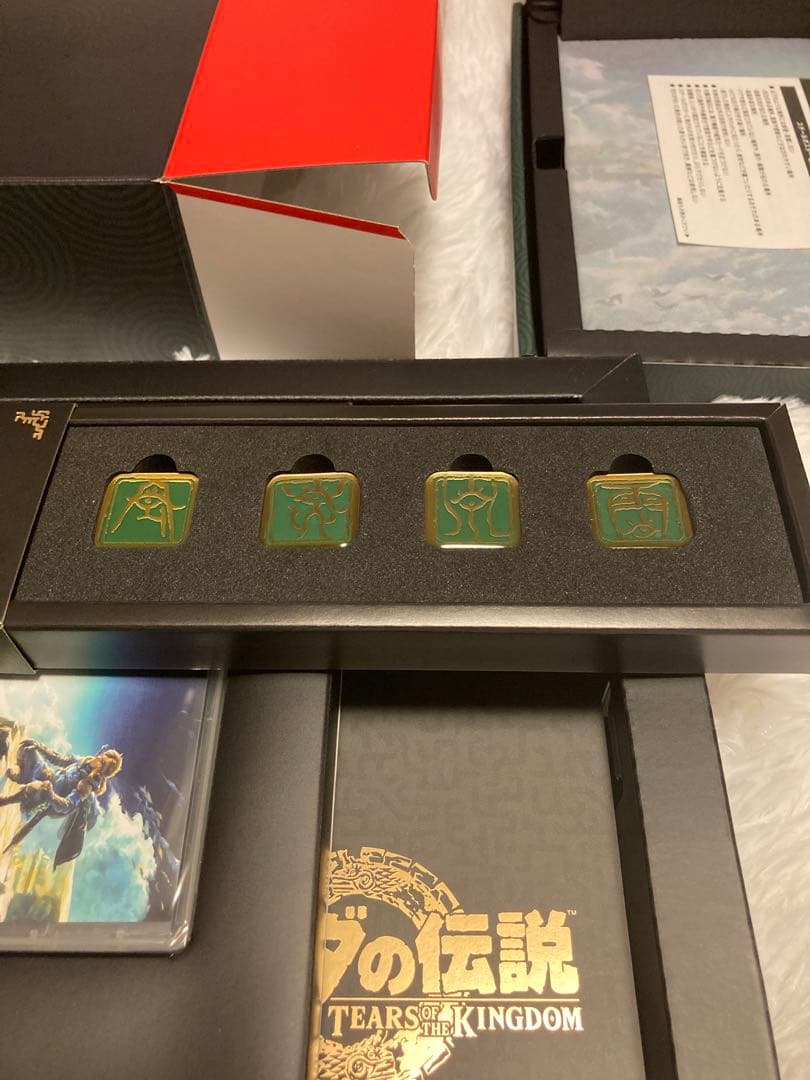 【新品未開封】ゼルダの伝説 ティアキンコレクターズ エディション(ソフト付き)