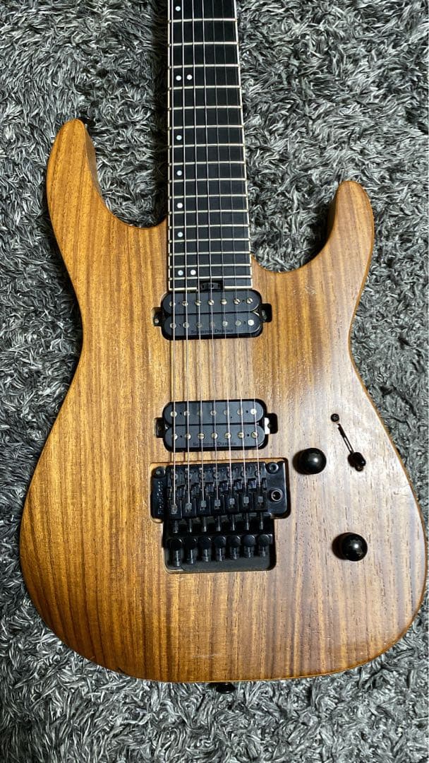 Jackson Pro Series Dinky DK7(7弦)