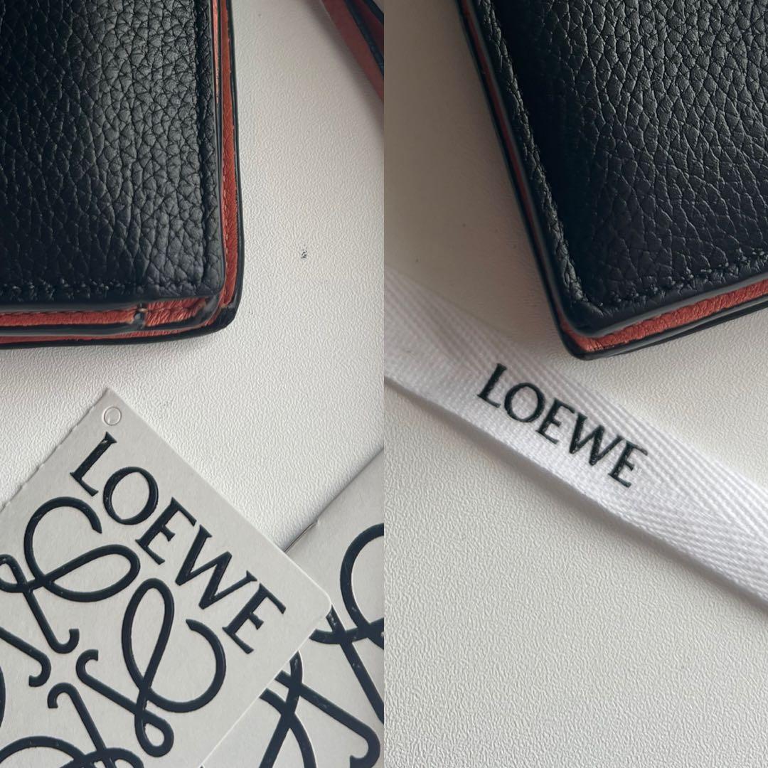 217 極上美品 LOEWE ロエベ 2つ折り財布