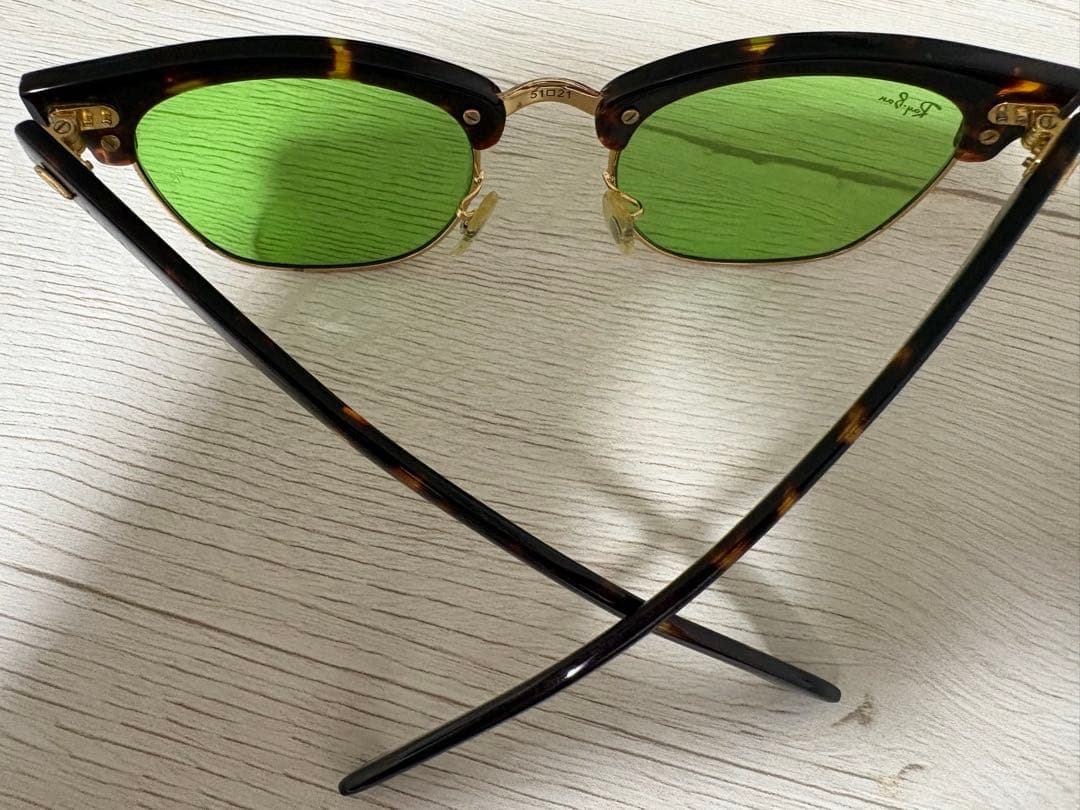 Ray-Ban グリーンレンズ キャットアイサングラス
