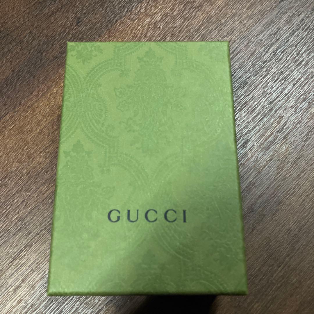 GUCCI GGロゴ 二つ折り財布 ベージュ
