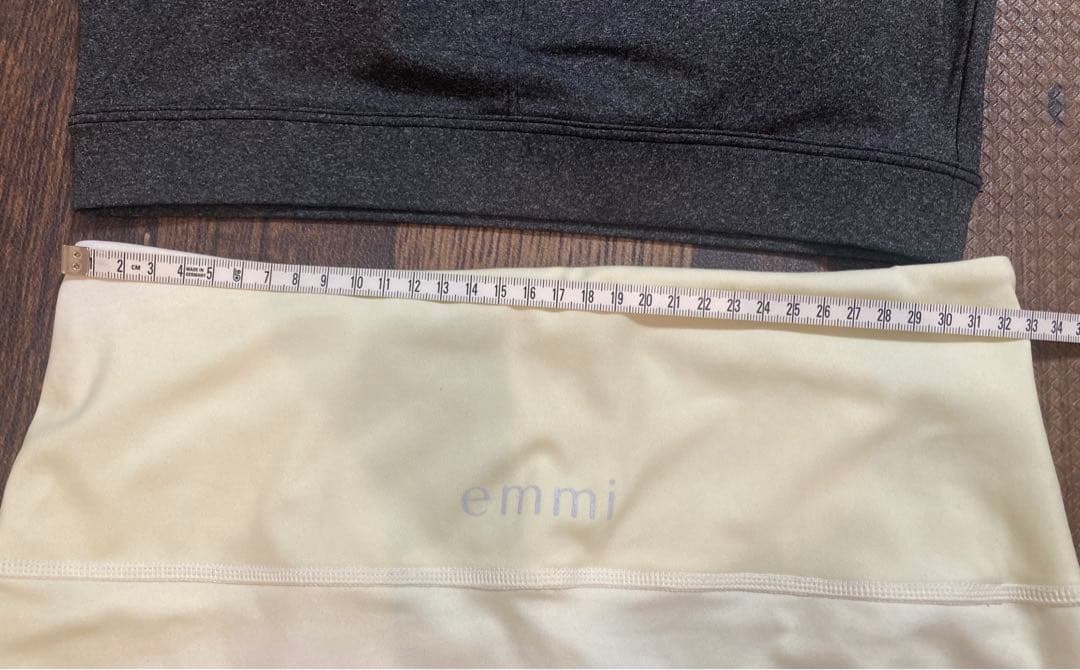 新品　emmi エミヨガ　ヨガウェア　グラデーションレギンス　イエロー　M
