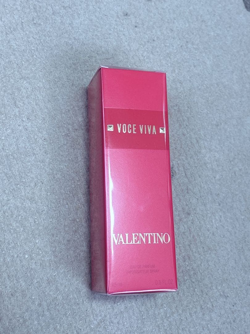 VALENTINO(ヴァレンティノ) VOCE VIVA香水15ml 新品未使用