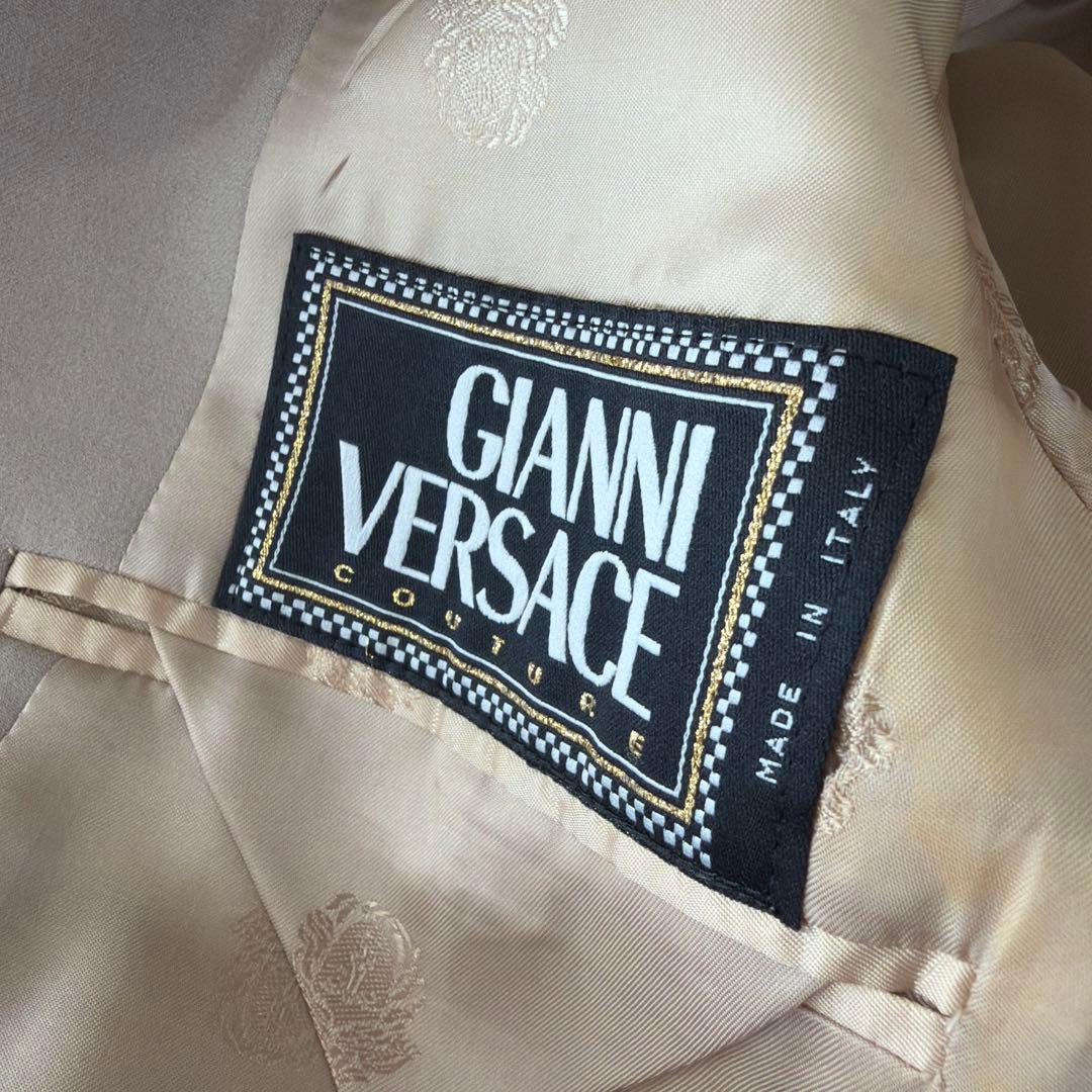 GIANNI VERSACE ヴェルサーチ /スーツ セットアップ 【ベージュ】