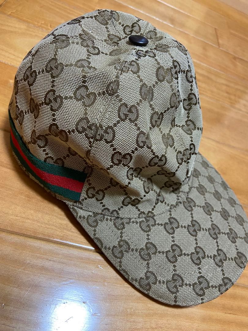 Gucci GGパターン ベージュキャップ
