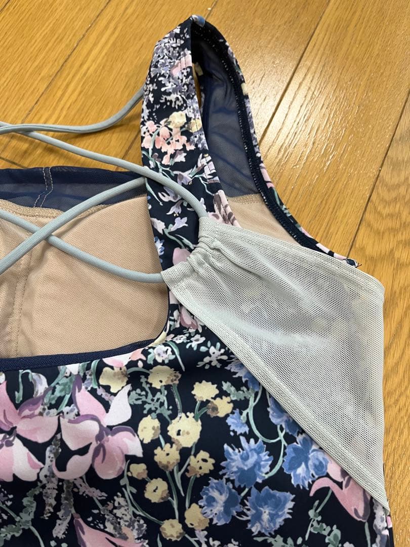 チャコット カップ付き タンクトップ M ヨガウェア トップス ダンス　M