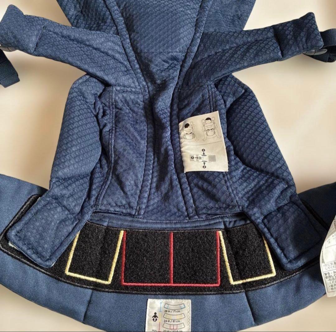 美品　エルゴオムニブリーズ　ミッドナイトブルー　ergobabyの抱っこ紐